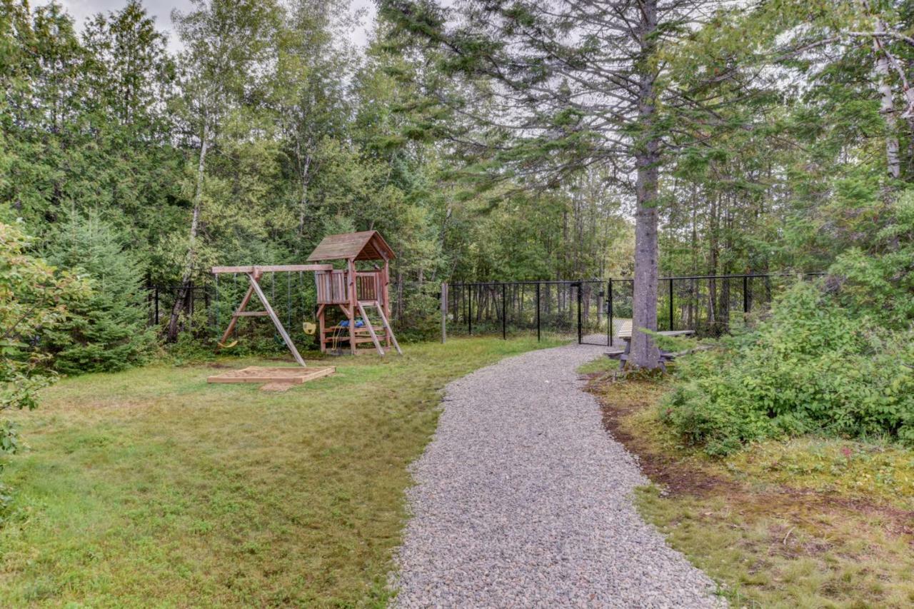 Chic Log Chalet With Hot Tub - Mont-Tremblant North Side By Reserver.Ca Lac-Superieur Exterior foto